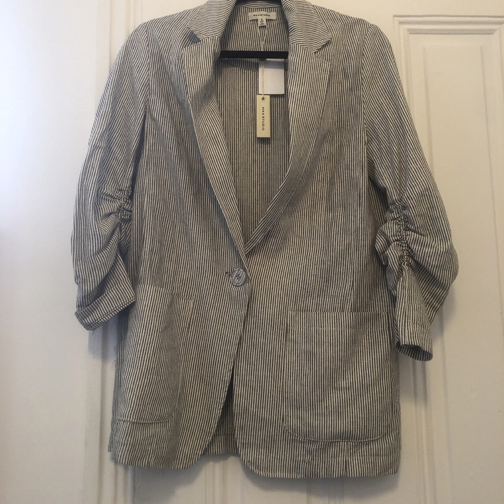 Green and white vertical stripped blazer.